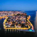Appartement Duo Soles - With Private Parking Near Zadar *