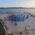 Duo Soles - With Private Parking Near Zadar Appartement