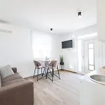 Duo Soles - With Private Parking Near Zadar *