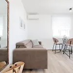 Duo Soles - With Private Parking Near Zadar *