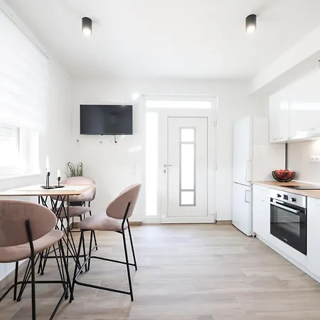 Duo Soles - With Private Parking Near Zadar Murvica (Policnik)