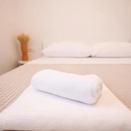 Duo Soles - With Private Parking Near Zadar Appartamento *