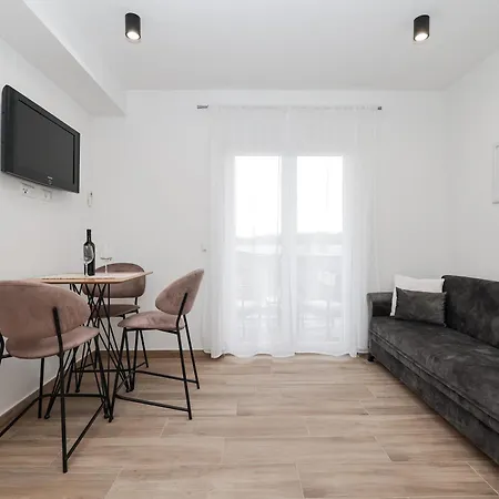 Duo Soles - With Private Parking Near Zadar Murvica (Policnik)