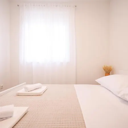 Duo Soles - With Private Parking Near Zadar Appartamento Murvica (Policnik)