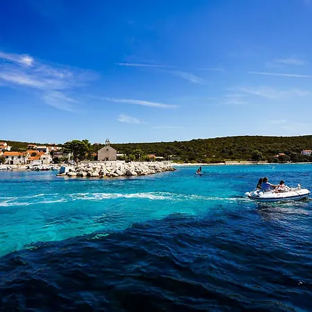 Duo Soles - With Private Parking Near Zadar Appartamento