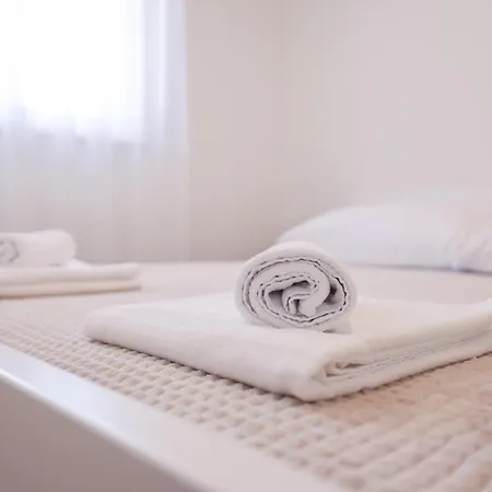 Duo Soles - With Private Parking Near Zadar Murvica (Policnik)